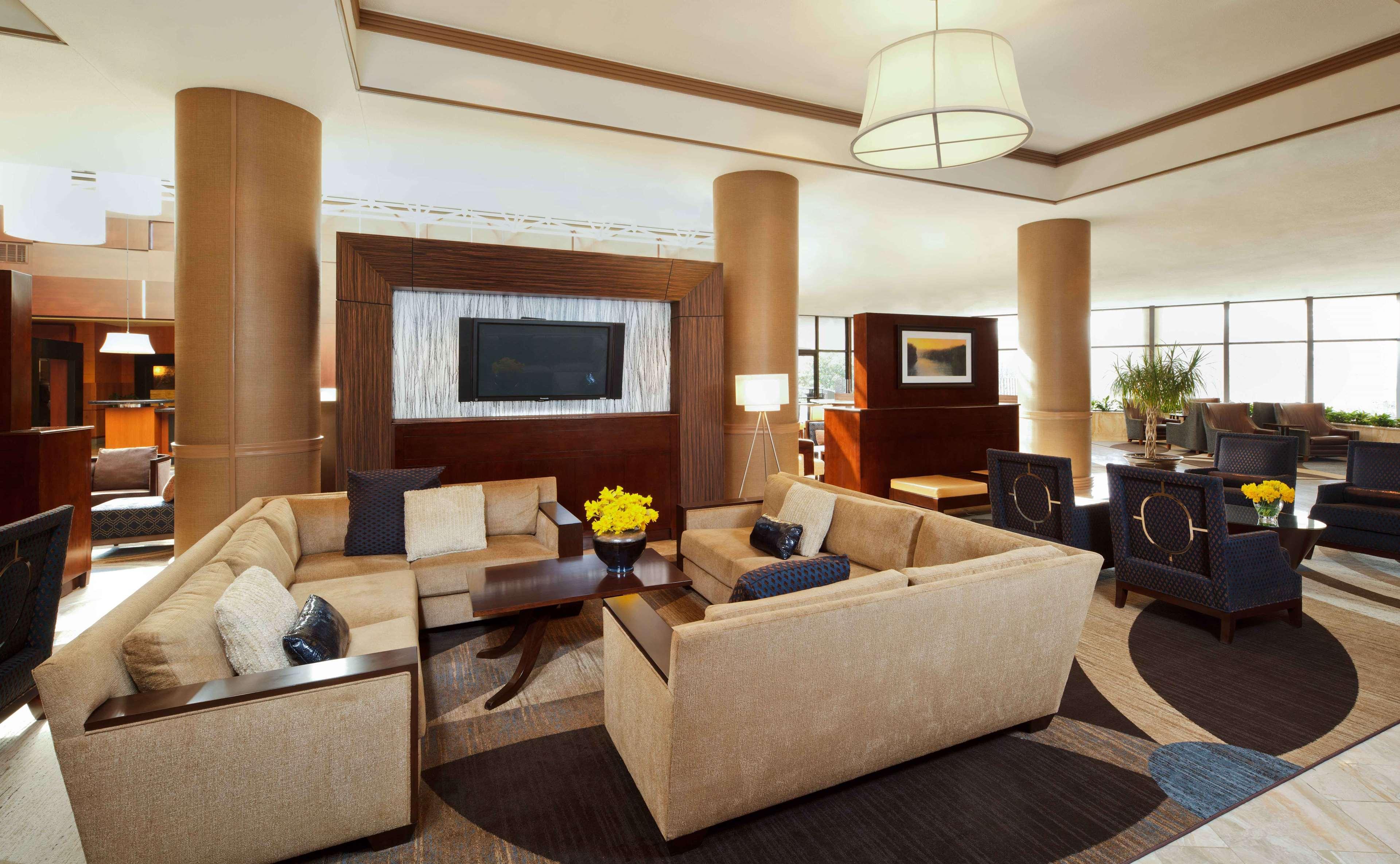 Hilton Alexandria Mark Center Interiør billede