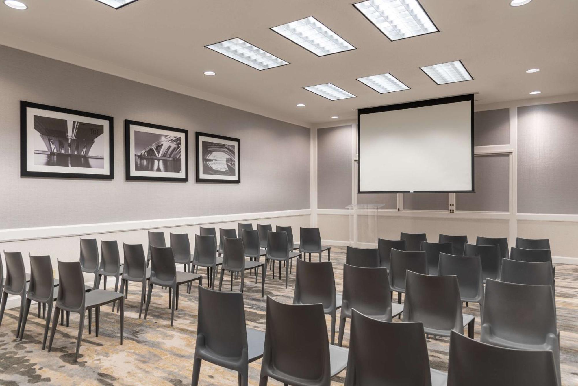 Hilton Alexandria Mark Center Eksteriør billede
